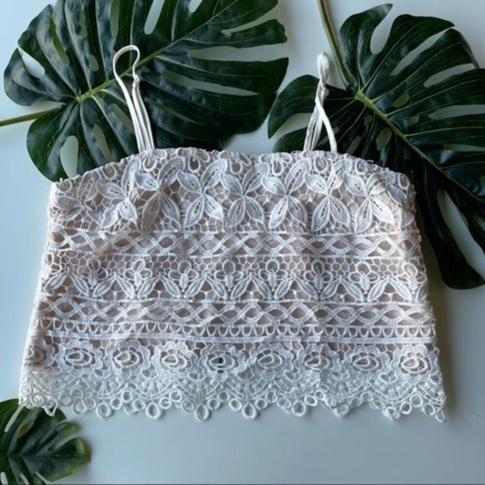 Tobi White Cutout Lined Cropped Square Neck Tank Top M | Coquette Boho Festival‎